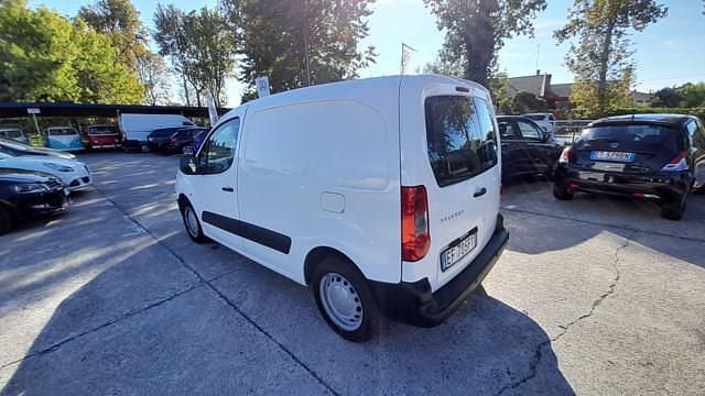 Usata Peugeot Partner 90 CV (66 kW) 2010 Bianco Monovolume