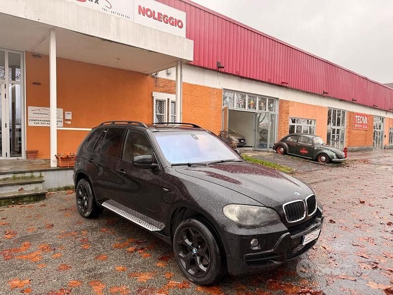 Nero Usata 2007 BMW X5 SUV | 7900 € (Super prezzo) - Immagine 1/4