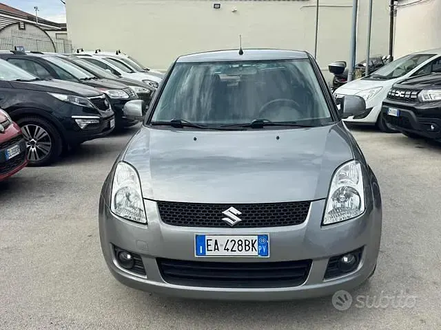 Usata Suzuki Swift GL 92 CV (67 kW) 2010 Grigio Utilitaria