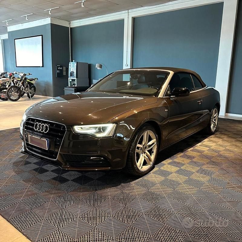 Usata Audi A5 Cabriolet Advanced 211 CV (155 kW) 2013 Marrone Cabrio
