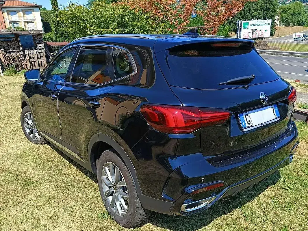 Usata MG HS Comfort 162 CV (119 kW) 2024 Nero SUV
