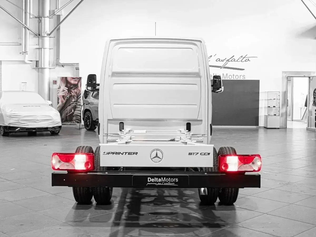 Nuova Mercedes Sprinter 2026 Bianco artico Furgone
