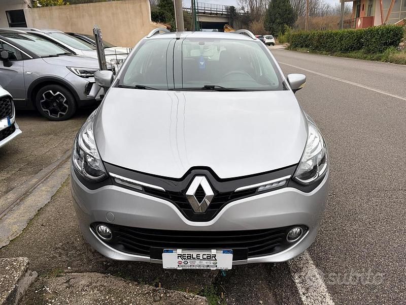 Usata Renault Clio GrandTour 75 CV (55 kW) 2013 Grigio Station wagon