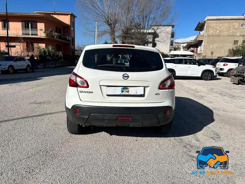 Usata Nissan Qashqai Tekna 150 CV (110 kW) 2010 Bianco SUV