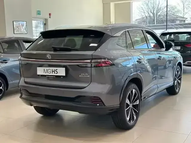 Nuova MG HS Comfort 142 CV (104 kW) 2026 Grigio SUV