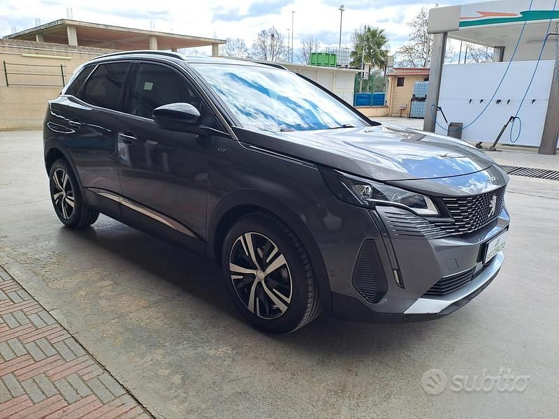 Usata Peugeot 3008 GT 130 CV (95 kW) 2021 Grigio SUV