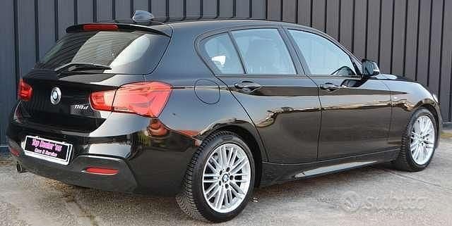 Begagnad BMW 118 M Sport 150 HK (110 kW) 2019 Svart Halvkombi