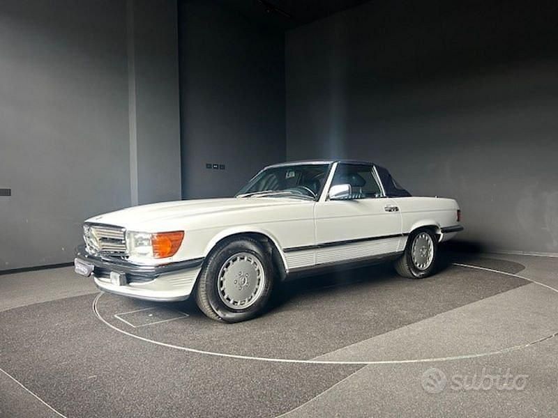 Bianco Usata 1984 Mercedes 560 Cabrio | 44.000 € - Immagine 1/4