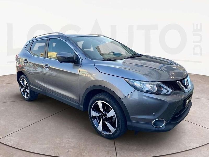 Usata Nissan Qashqai 360º 131 CV (96 kW) 2016 Grigio SUV