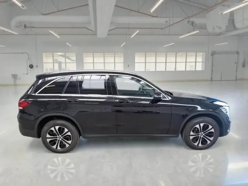Usata Mercedes GLC300e 320 CV (235 kW) 2022 Nero SUV