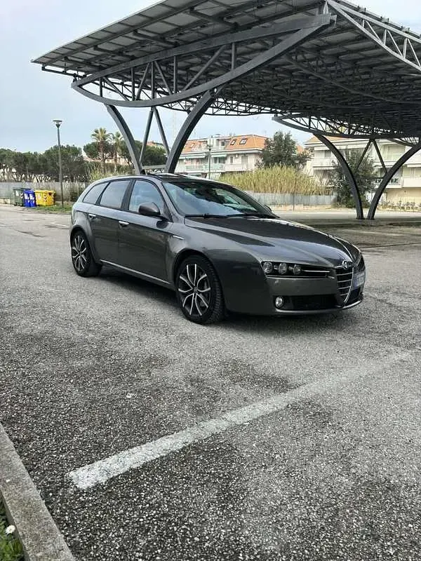 Usata Alfa Romeo 159 Exclusive 200 CV (147 kW) 2008 Station wagon