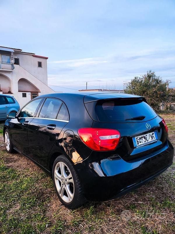 Usata Mercedes A180 110 CV (80 kW) 2015 Utilitaria