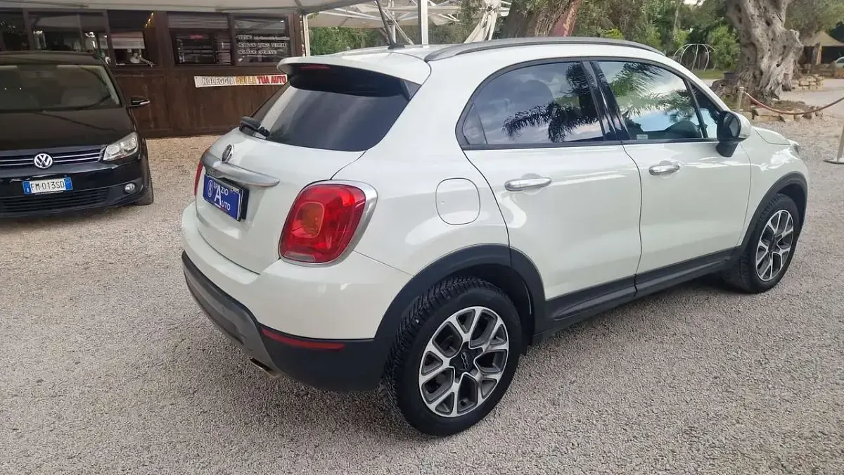Usata Fiat 500 Cross 95 CV (69 kW) 2018 Bianco Station wagon