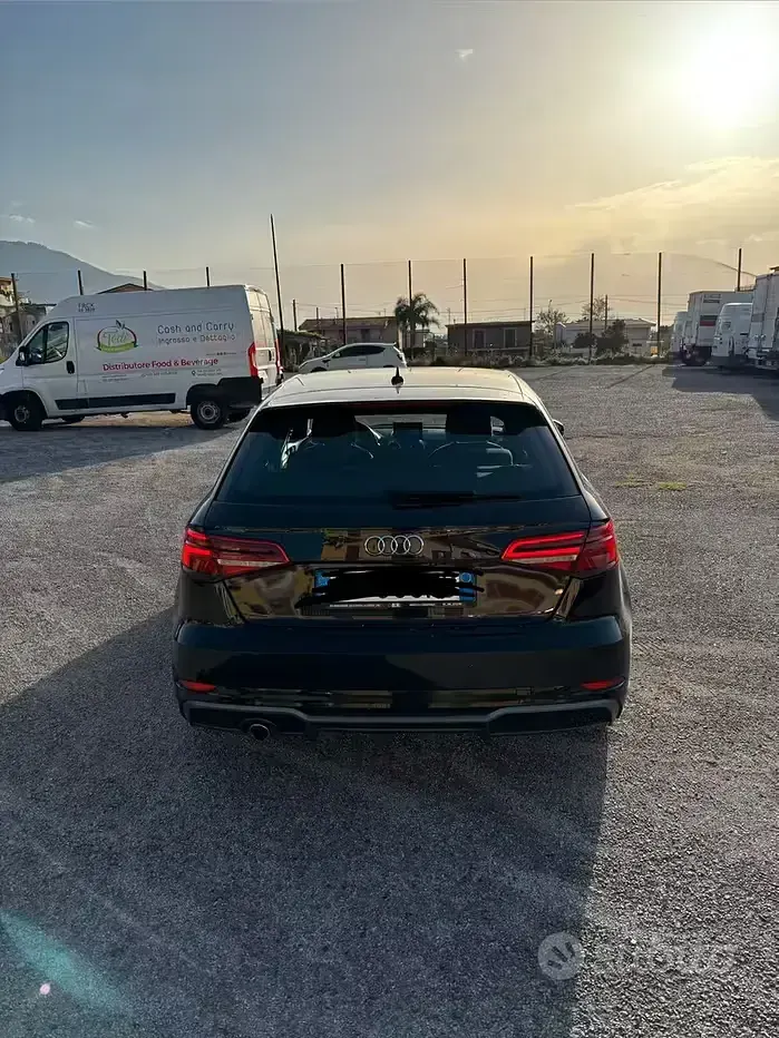 Usata Audi A3 S-Line 116 CV (85 kW) 2019 Nero Berlina