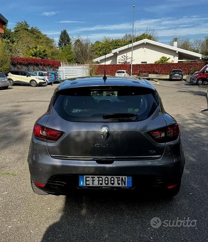 Usata Renault Clio IV 90 CV (66 kW) 2014 Grigio Utilitaria