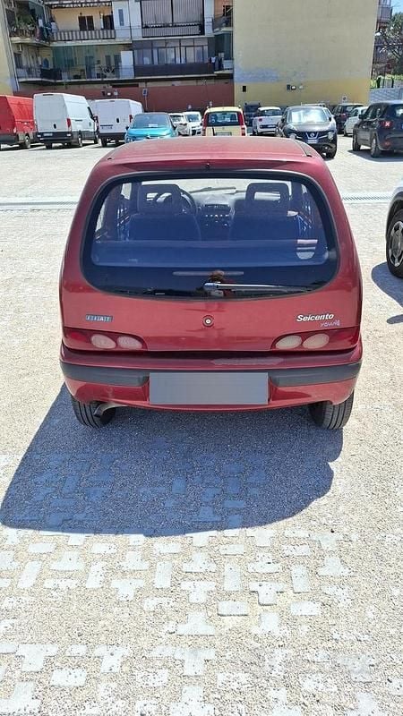 Usata Fiat 600 1999 Rosso Berlina