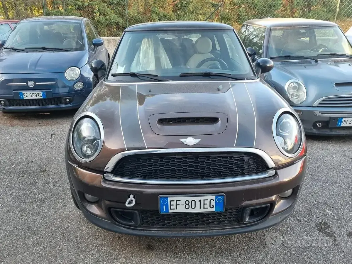 Usata Mini Cooper SD Coupé 143 CV (105 kW) 2011 Marrone Coupé