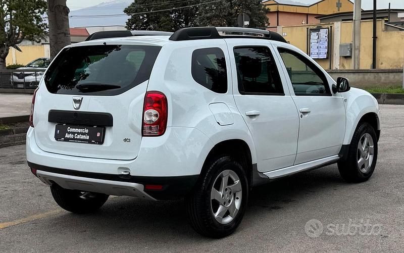 Usata Dacia Duster Lauréate 107 CV (78 kW) 2012 Bianco SUV