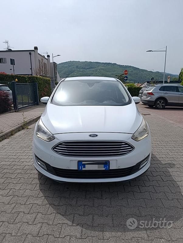 Begagnad Ford C-MAX Titanium 120 HK (88 kW) 2015 Vit Minibuss