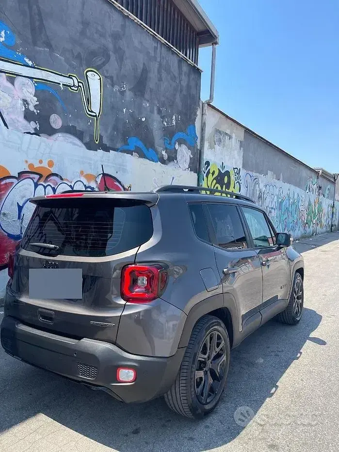 Usata Jeep Renegade Night Eagle 120 CV (88 kW) 2021 Grigio SUV