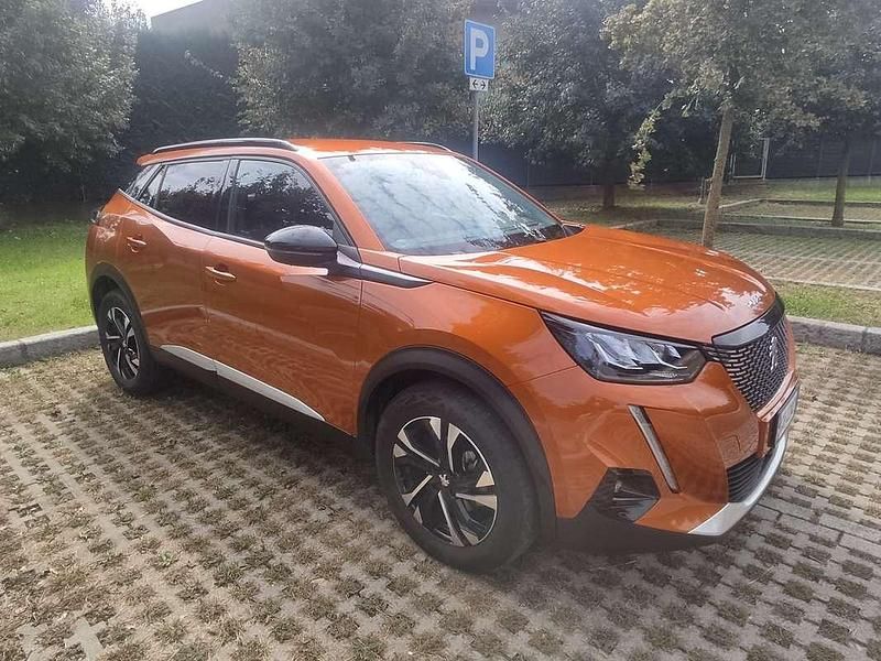 Usata Peugeot 2008 Allure 110 CV (80 kW) 2022 SUV