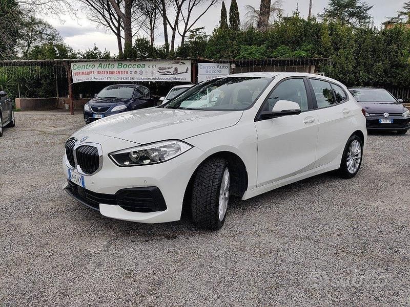 Usata BMW 116 Advantage 116 CV (85 kW) 2022 Bianco Utilitaria