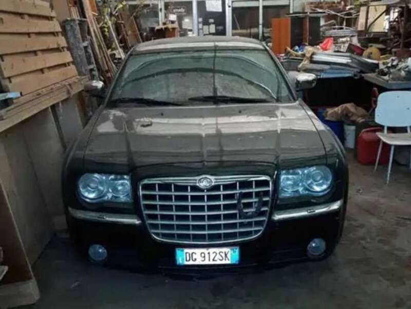 Usata Chrysler 300C Touring 218 CV (160 kW) 2007 Nero Station wagon