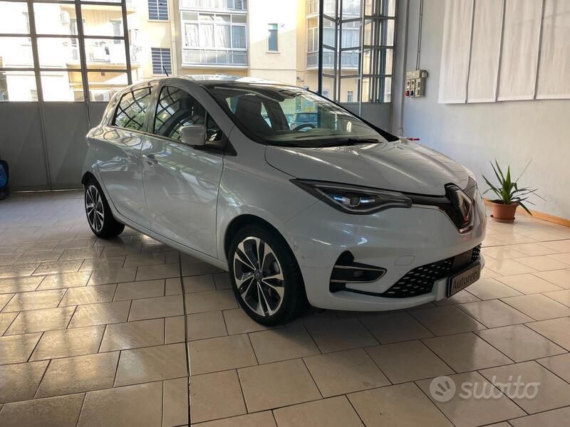 Bianco Usata 2021 Renault Zoe Intens Due volumi | 17.000 € (Molto cara) - Immagine 1/4