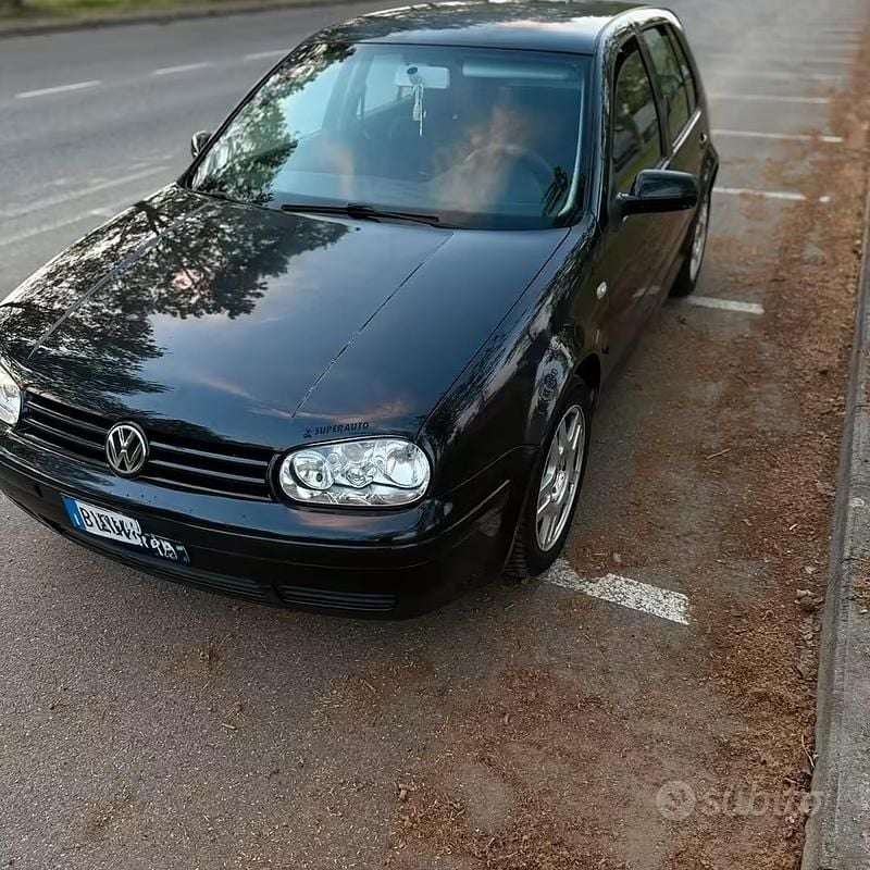 Usata VW Golf IV 2002 Berlina