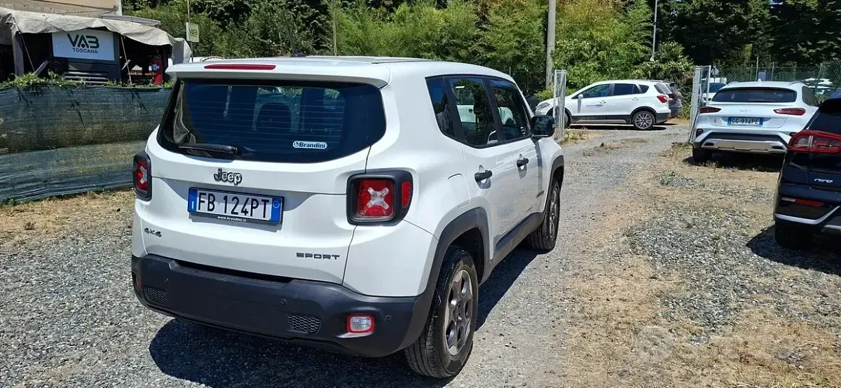 Usata Jeep Renegade Longitude 120 CV (88 kW) 2015 Bianco SUV