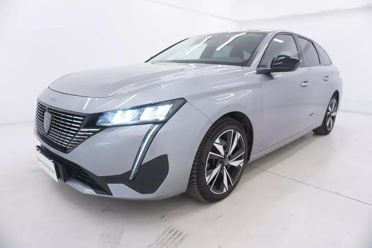 Usata Peugeot 308 SW Allure 131 CV (96 kW) 2022 Argentoargento Station wagon