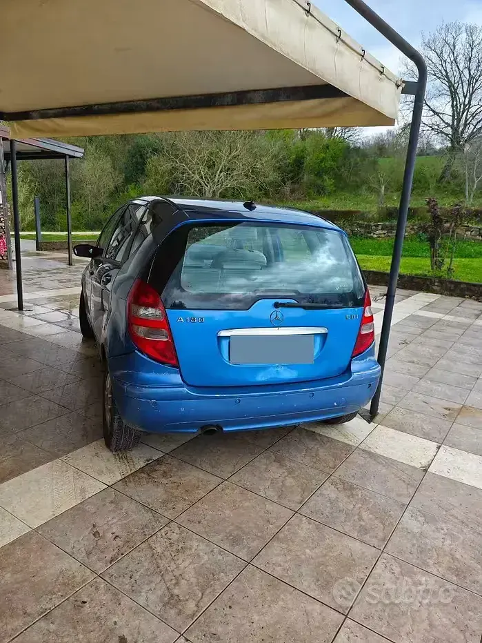 Usata Mercedes A180 109 CV (80 kW) 2008 Berlina