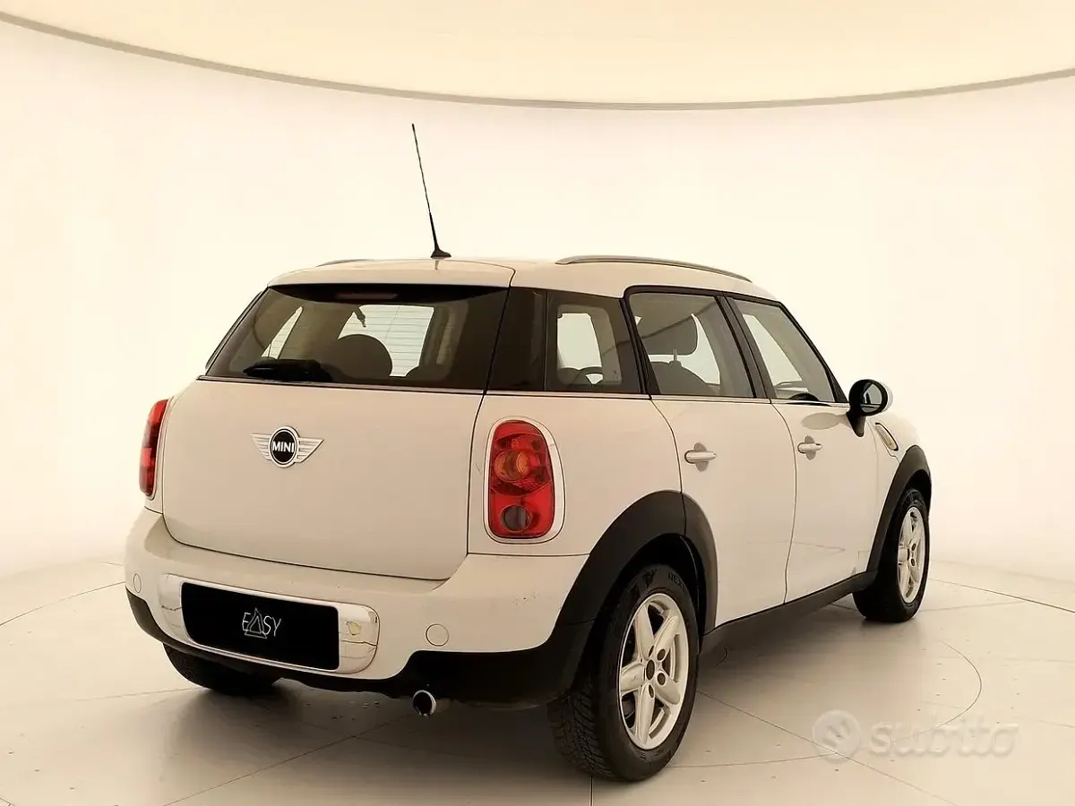 Usata Mini One D Countryman 90 CV (66 kW) 2011 Bianco SUV