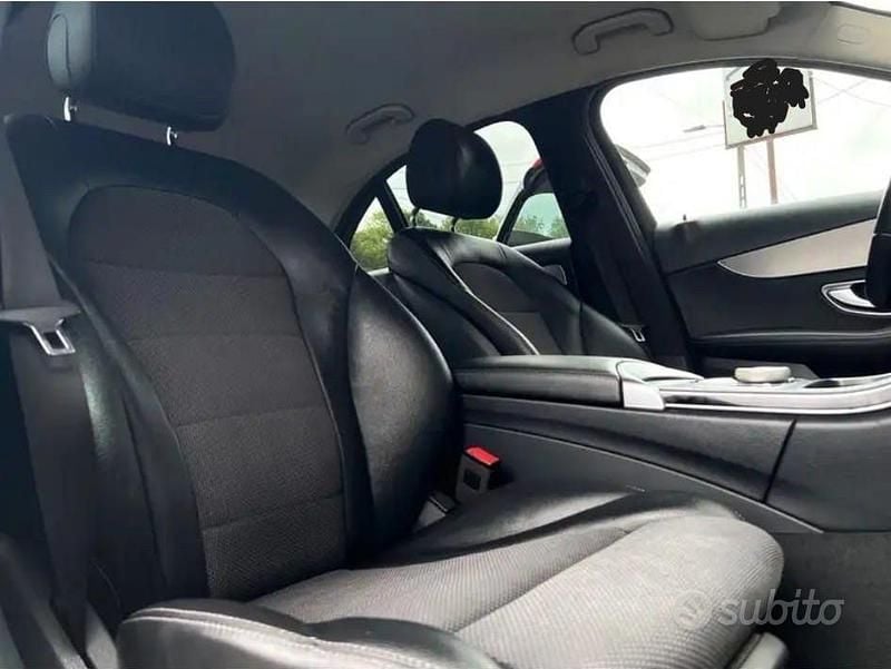 Usado Mercedes C200 Premium 160 CV (117 kW) 2018 Gris Berlina
