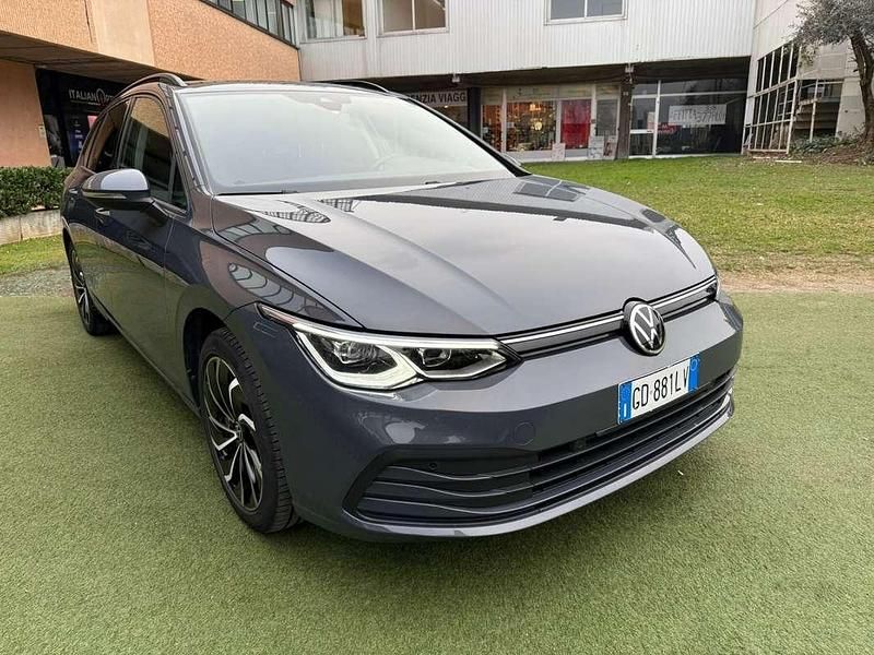 Usata VW Golf VIII Life 110 CV (80 kW) 2021 Station wagon