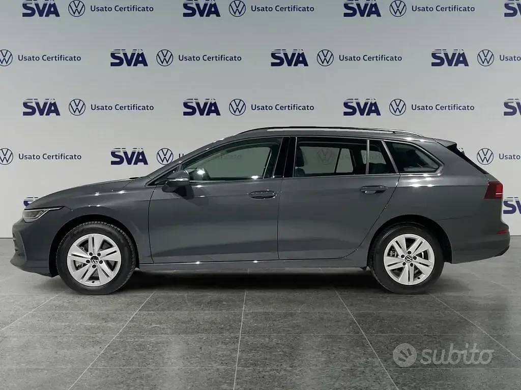 Nuova VW Golf VIII Life 150 CV (110 kW) 2026 Grigio Station wagon