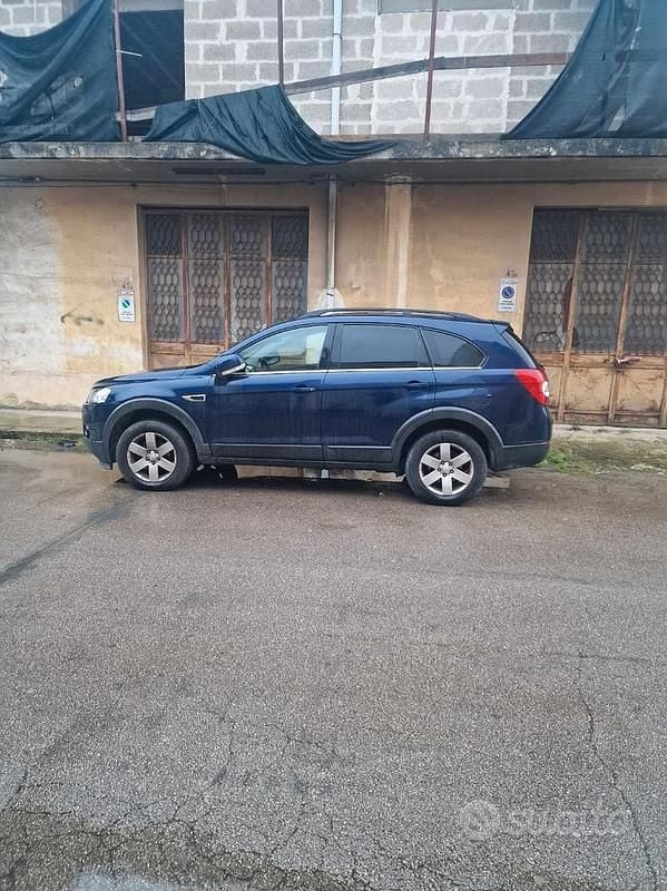 Usata Chevrolet Captiva 163 CV (119 kW) 2012 Blu SUV