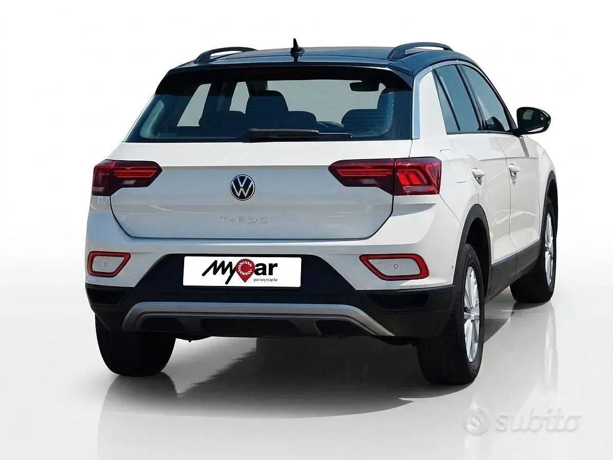 Usata VW T-Roc R-line 110 CV (80 kW) 2024 Bianco SUV