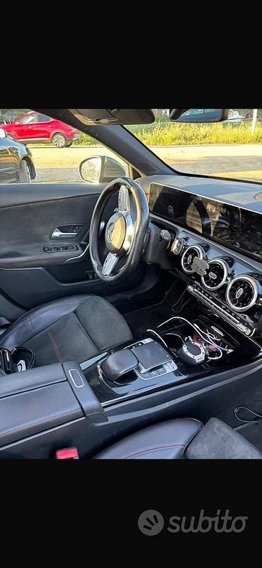 Usata Mercedes A200 AMG 150 CV (110 kW) 2020 Grigio Berlina