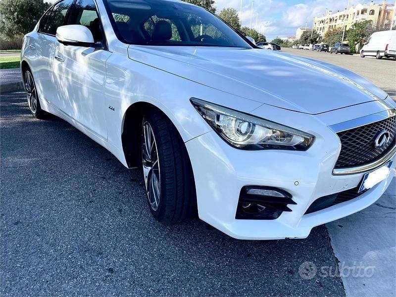 Usata Infiniti Q50 Sport Tech 170 CV (125 kW) 2016 Bianco Berlina