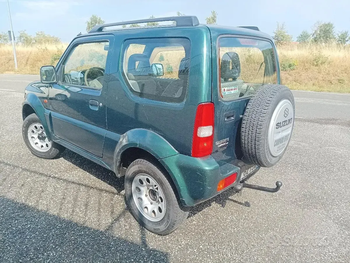 Usata Suzuki Jimny 82 CV (60 kW) 2001 Verde SUV