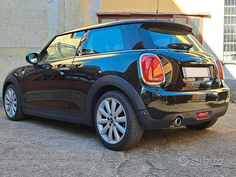 Usado Mini Cooper Hype 136 HP (100 kW) 2019 Preto Citadino