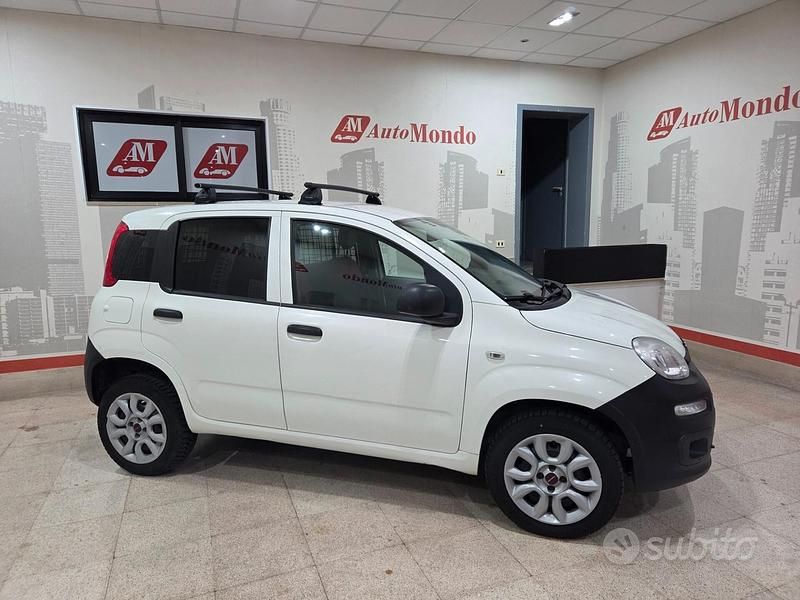 Usata Fiat Panda Lounge 80 CV (58 kW) 2016 Bianco Furgone