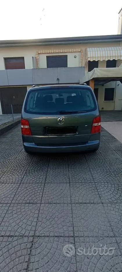 Usata VW Touran 115 CV (84 kW) 2003 Grigio Monovolume