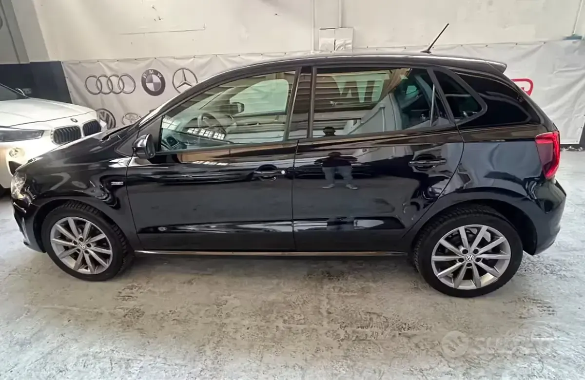 Usata VW Polo 90 CV (66 kW) 2014 Nero Berlina