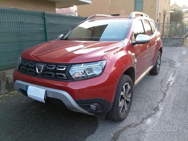 Usata Dacia Duster Prestige 101 CV (74 kW) 2022 Rosso SUV