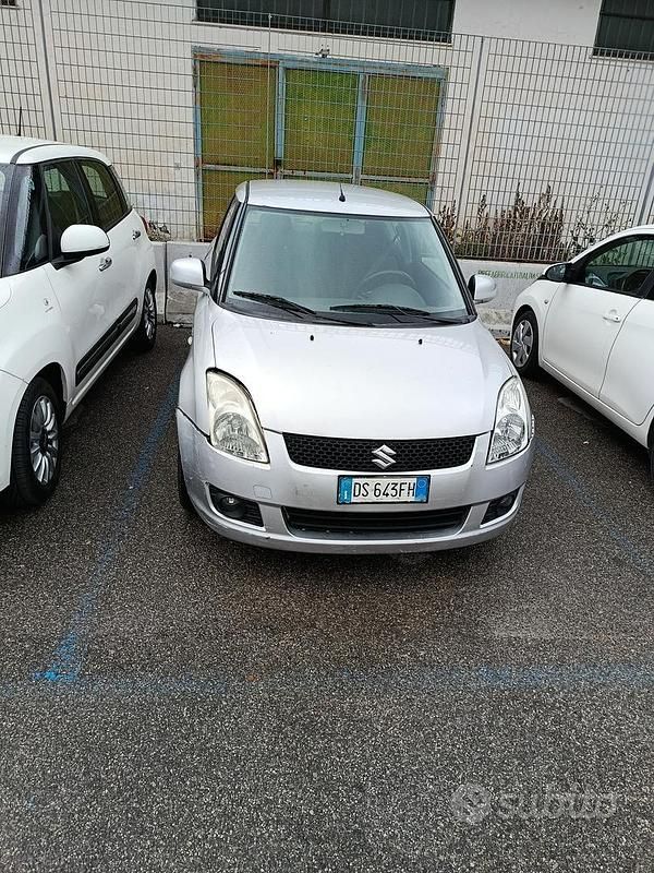 Brugt Suzuki Swift 70 HK (51 kW) 2008 Grå Hatchback