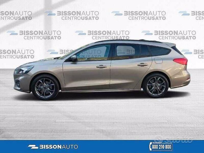 Usata Ford Focus ST-Line 150 CV (110 kW) 2020 Beige Station wagon
