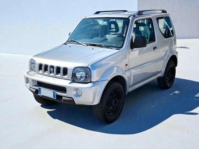 Usata Suzuki Jimny 84 CV (61 kW) 2005 Argento metallizzato SUV