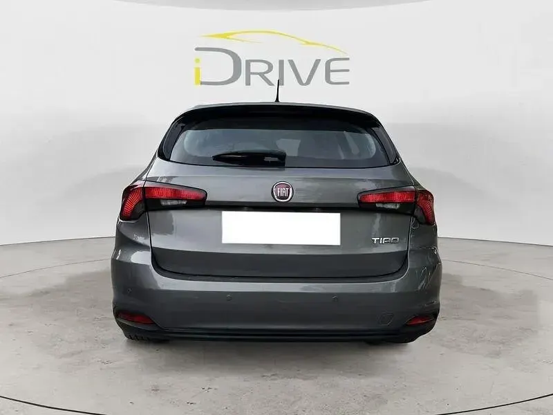 Usata Fiat Tipo S 95 CV (69 kW) 2018 Grigio Station wagon